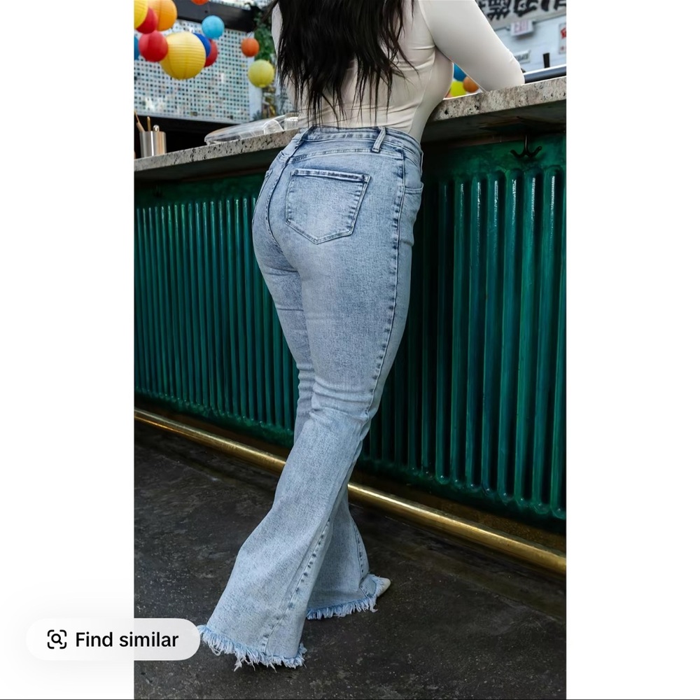 Willow Boutique Keep Up Flare Acid Wash SIZE 7 - Picture 3 of 6
